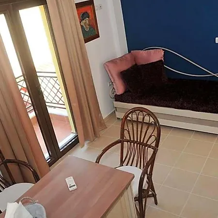Dominique Meteora Aparthotel
